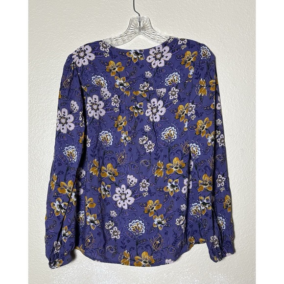 Velvet By Graham & Spencer Sz M Long Sleeve Purple Floral Top Button Sleeves - Picture 2 of 4